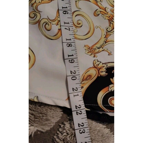 TopCapy Top Size EUR 36 US S Baroque Medusa Print V Neck Short Sleeve - Picture 11 of 11